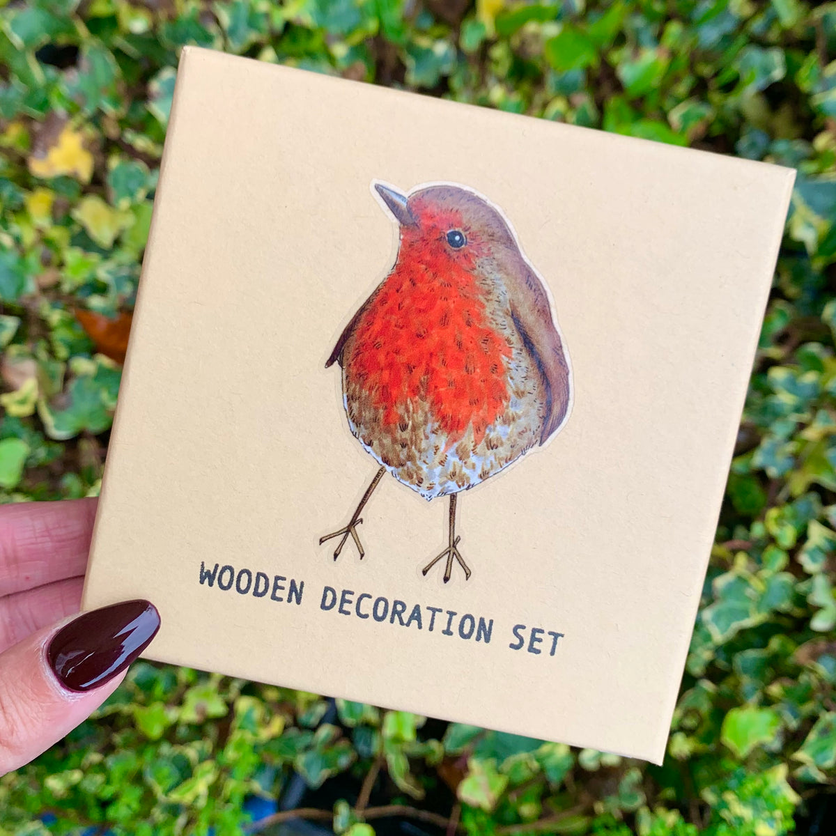 Boxed wooden bird tree decoration set